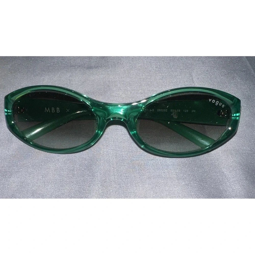 MBB+ Vogue JR girls Green Sunglasses With Case VO 5315-S‎ 28028E 53 18 125 2N